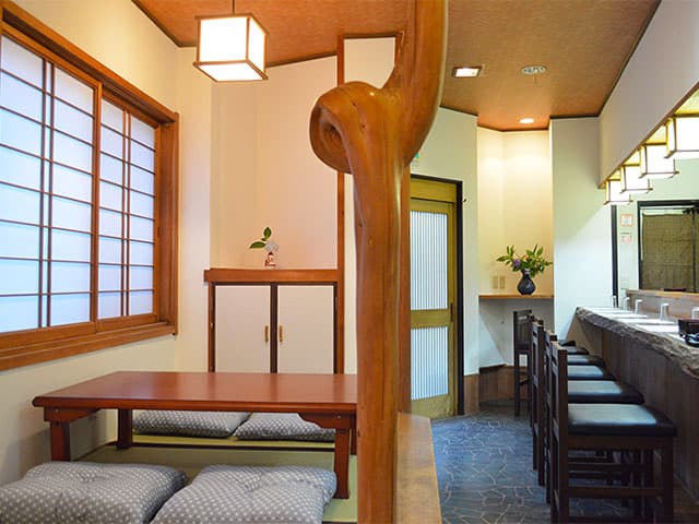 うなぎ屋 亀井の店内写真